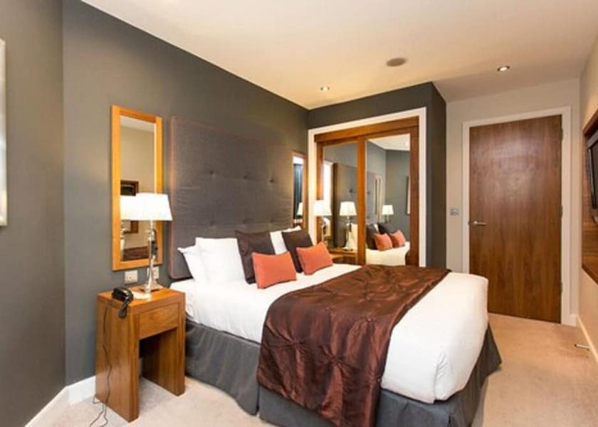 England Leeds Room