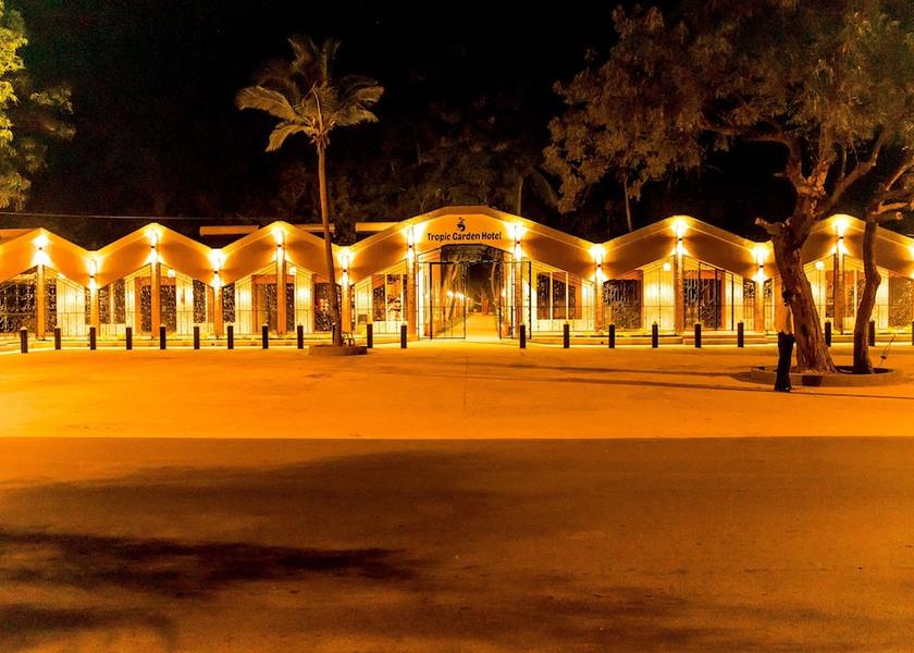 Banjul Bakau Front of property
