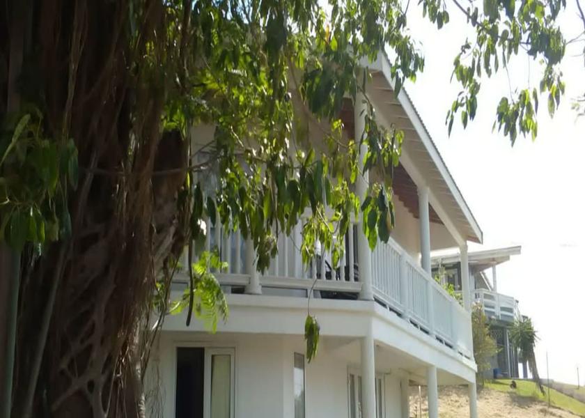  Praslin Exterior Detail