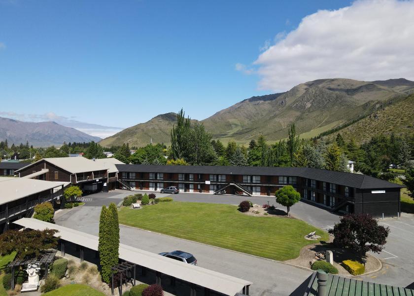 Canterbury Omarama exterior view