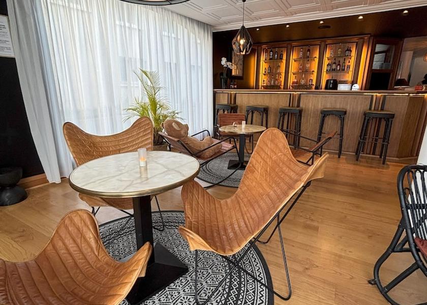 Nouvelle-Aquitaine Cognac Bar