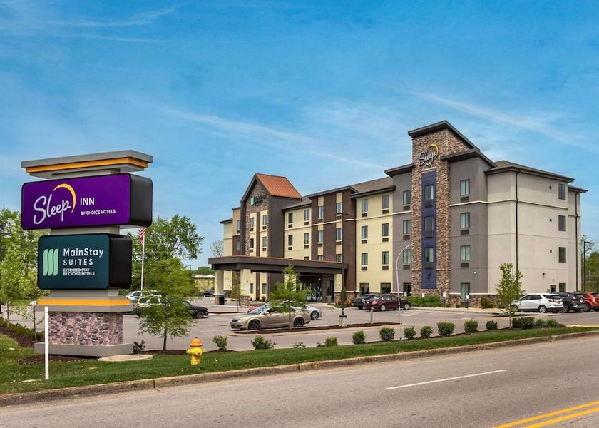 Kentucky Bowling Green Exterior Detail