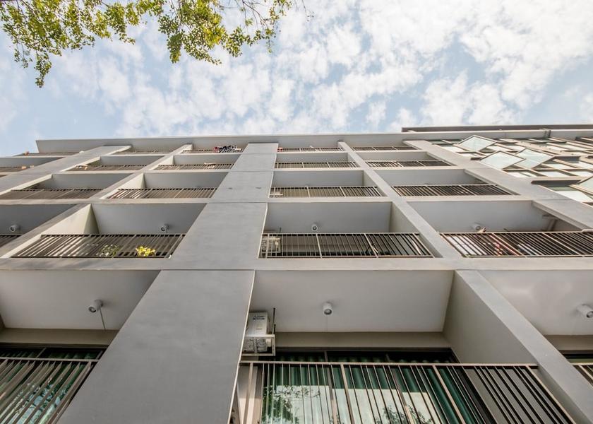 Bangkok Lam Luk Ka Exterior