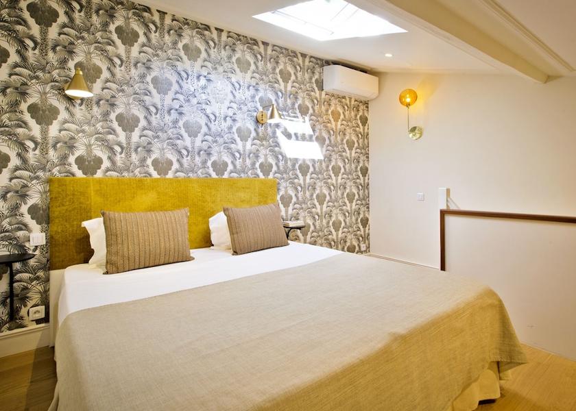 Nouvelle-Aquitaine Bordeaux Room