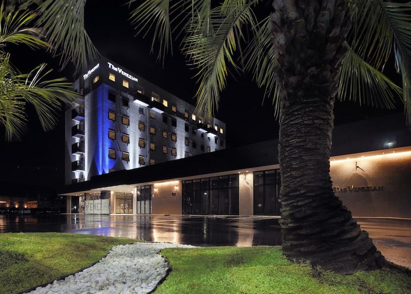 Miyagi Shiroishi Front of property - evening/night