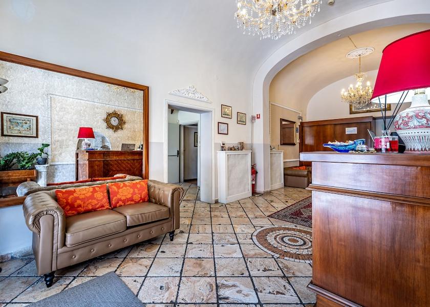 Tuscany Pisa Reception