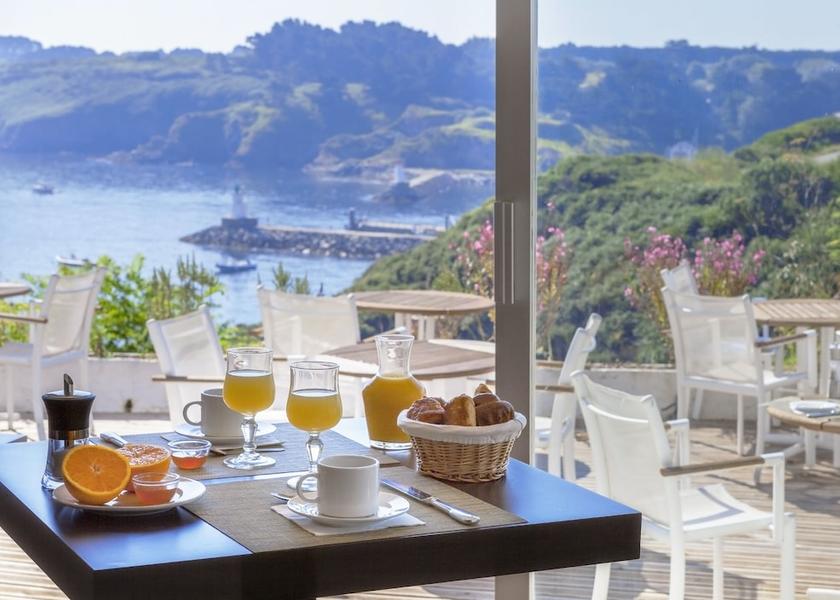 Brittany Sauzon Restaurant