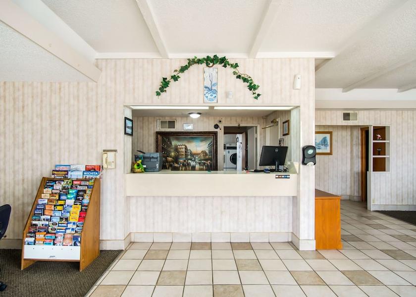 Kansas Hutchinson Reception