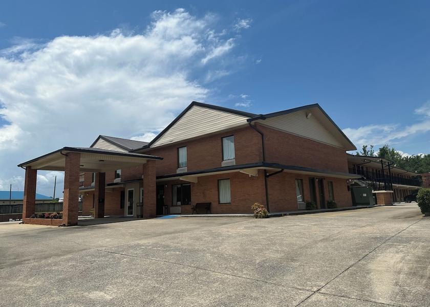 Alabama Anniston Exterior Detail