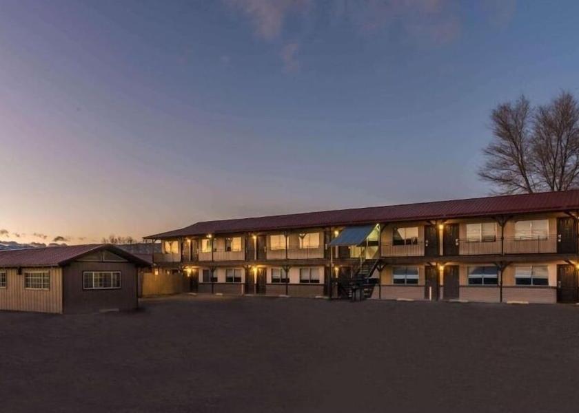 Kansas Salina Exterior Detail