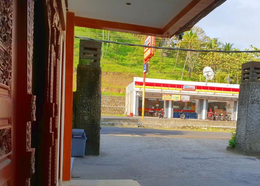 Banten Cisolok Entrance