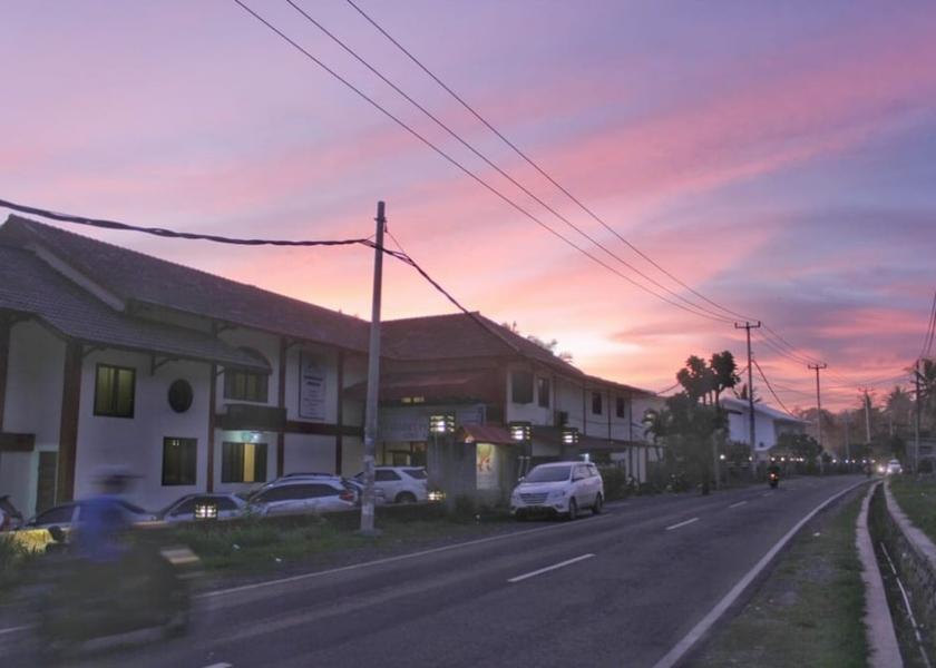 Banten Cisolok Facade
