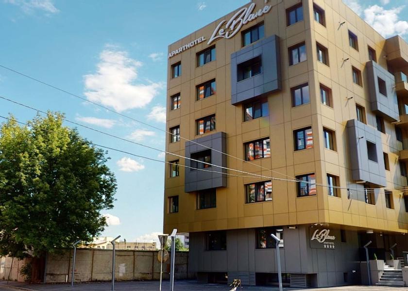  Bucharest Exterior Detail