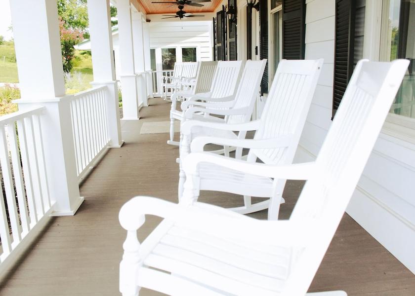 Arkansas Clarksville Exterior Detail