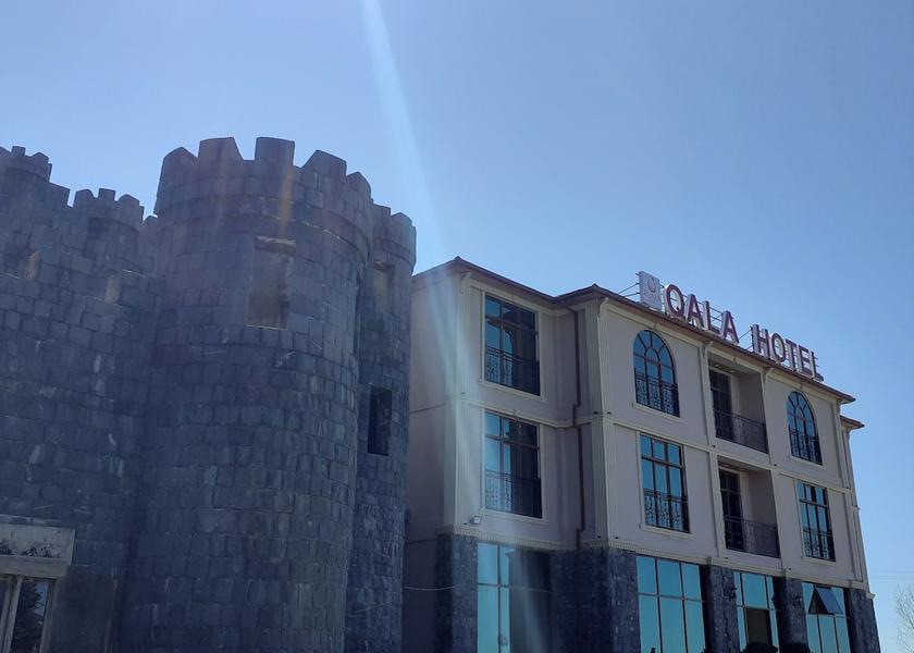  Sheki Facade