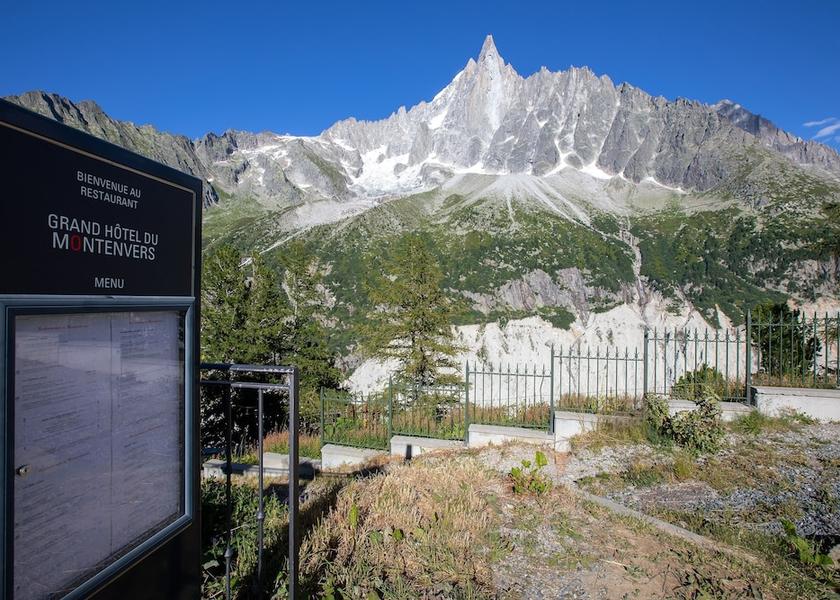 Auvergne-Rhône-Alpes Chamonix-Mont-Blanc Exterior detail