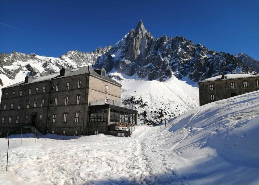 Auvergne-Rhone-Alpes Chamonix-Mont-Blanc Facade