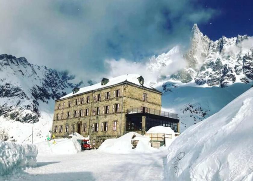 Auvergne-Rhône-Alpes Chamonix-Mont-Blanc Exterior