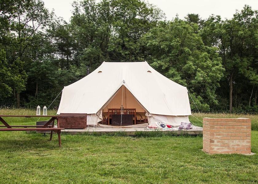 England Bedale Facade