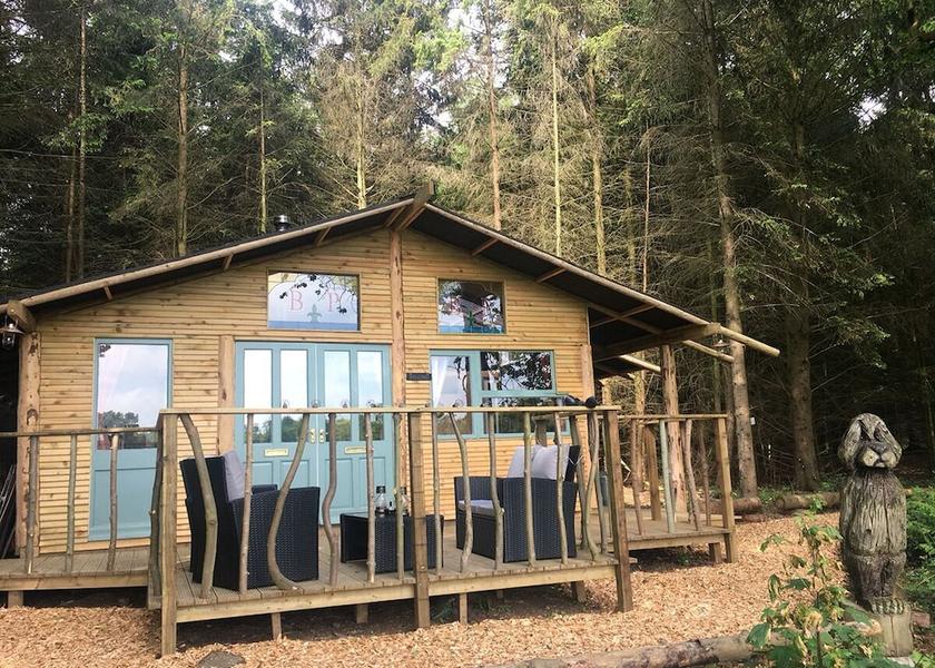 England Bedale Facade