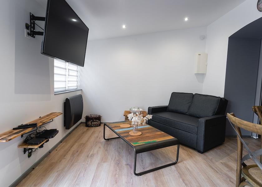 Normandy Louviers Bar