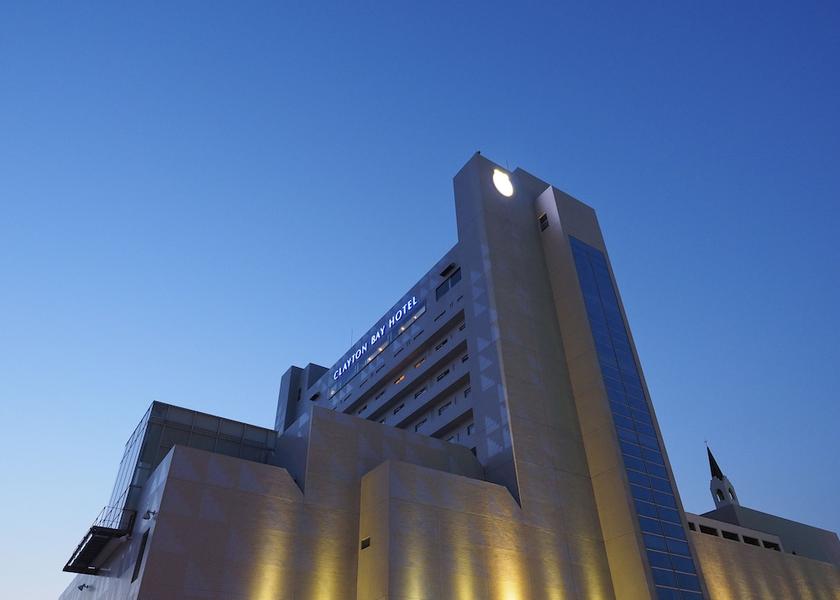 Hiroshima Kure Front of property - evening/night