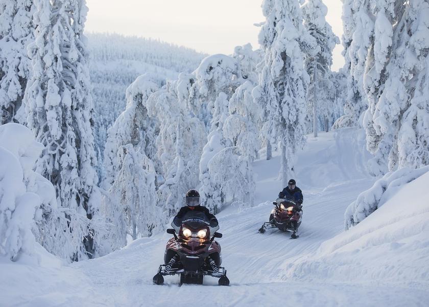 Oulu Kuusamo Snowmobiling