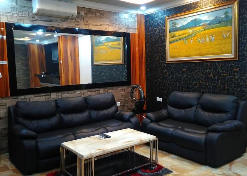  Bekasi Lobby sitting area