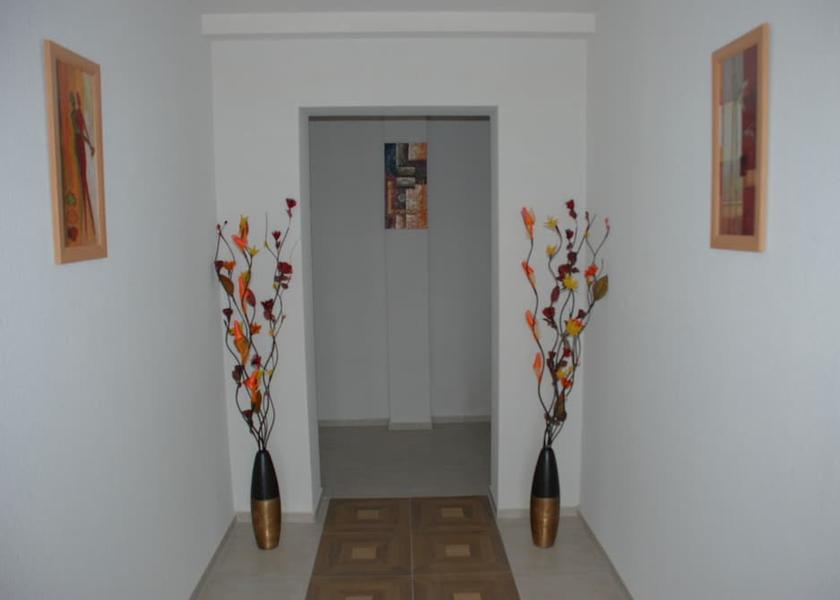  Bansko Interior Entrance