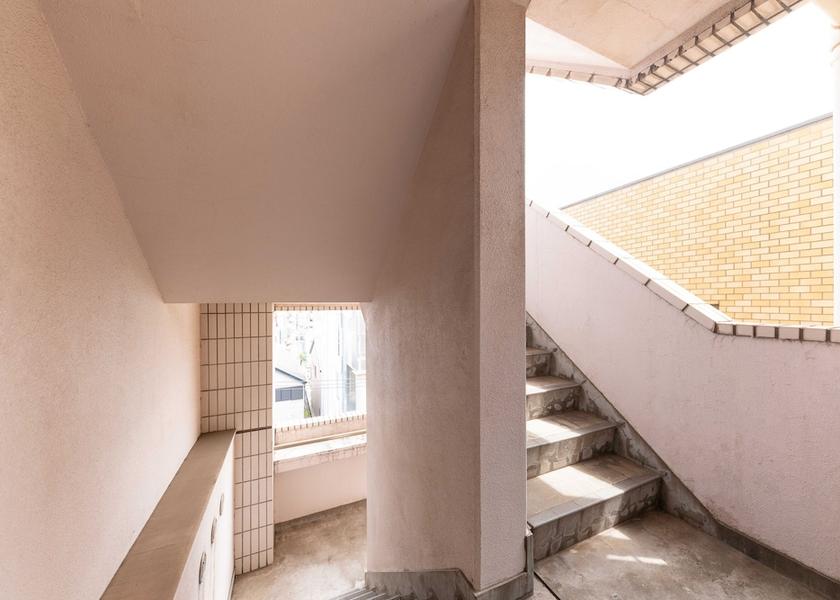 Chiba Yachiyo Staircase