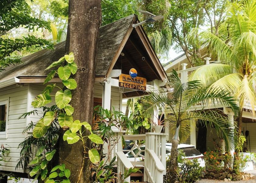 Islas de la Bahia Roatan Reception