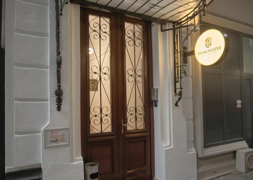  Bucharest Entrance