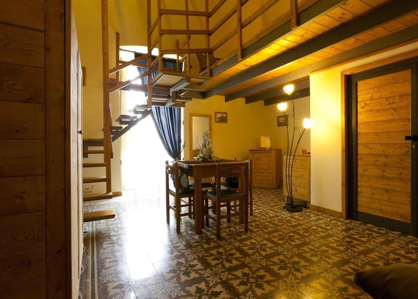 Puglia Valenzano Kitchen