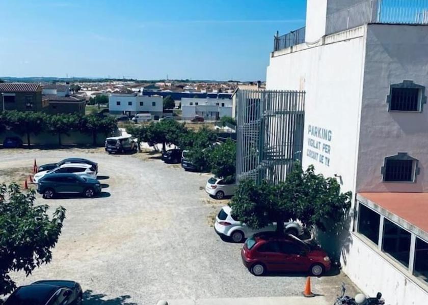 Catalonia Figueres Parking