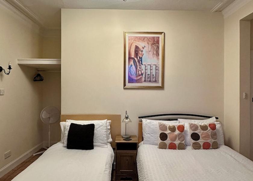 Scotland Kirkcaldy Room