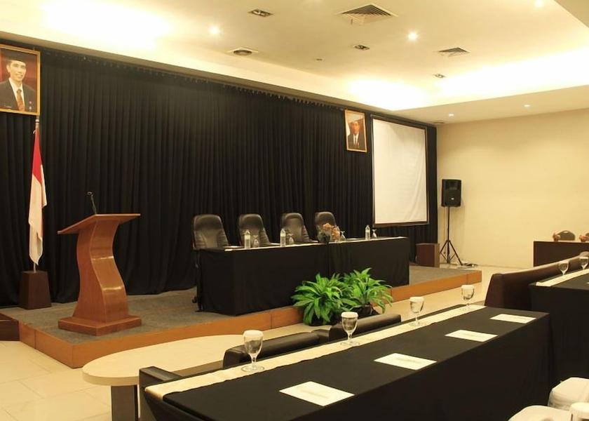  Jambi Meeting Room