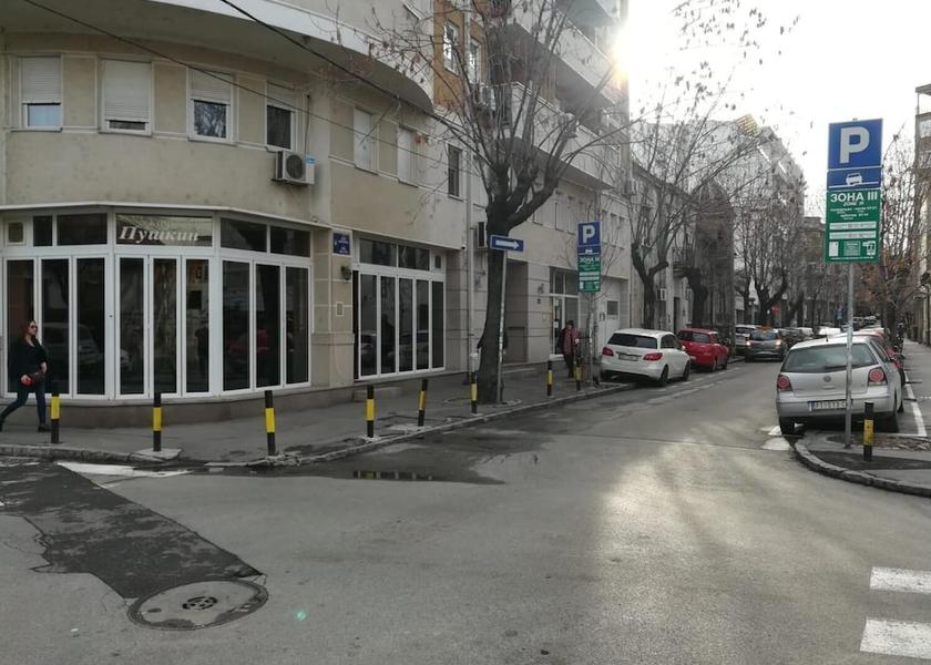 Montana Belgrade Exterior Detail