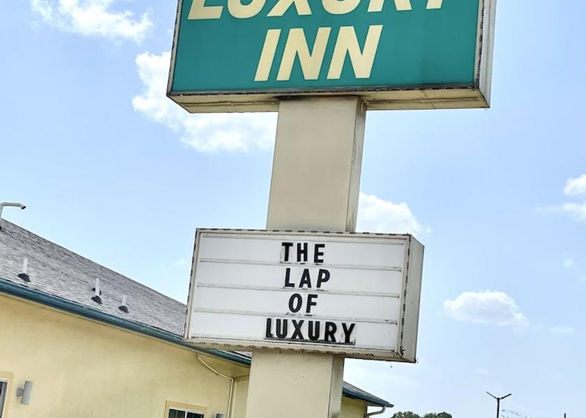 Missouri Liberty Facade