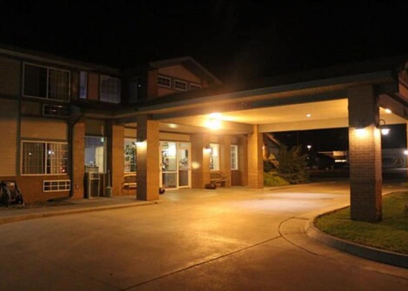 Kansas Garden City Facade