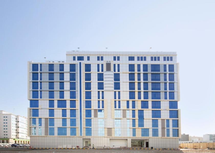  Muscat Exterior Detail