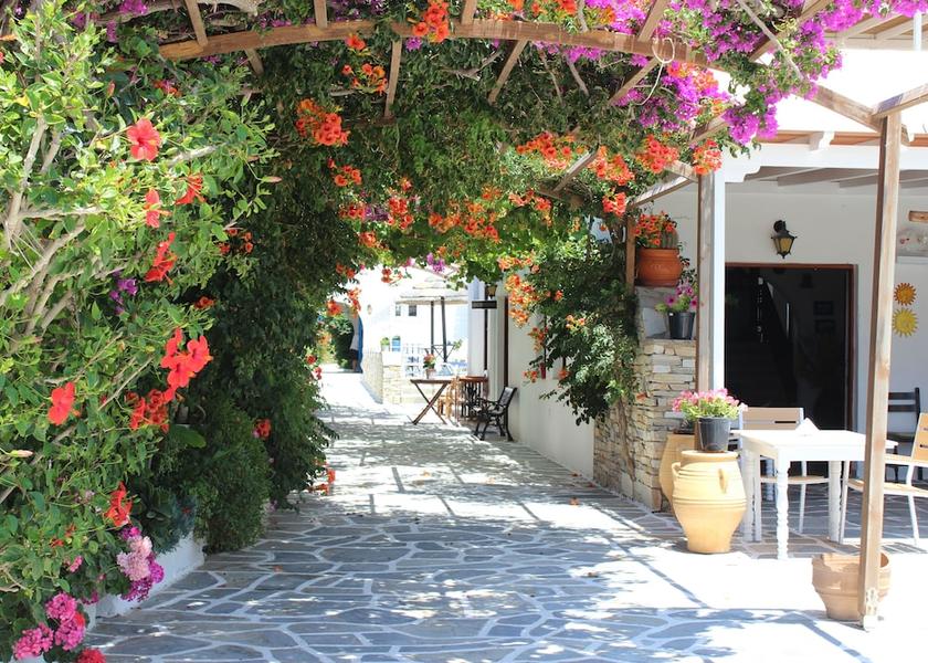 South Aegean Ios Entrance