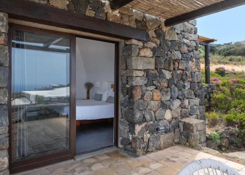 Sicily Pantelleria Terrace/patio