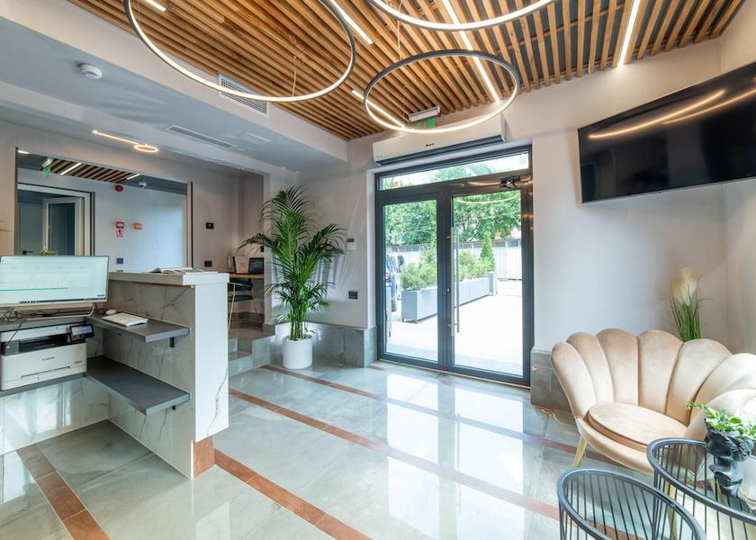  Cluj-Napoca Reception