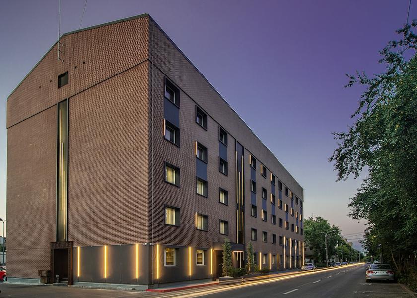  Cluj-Napoca Exterior Detail