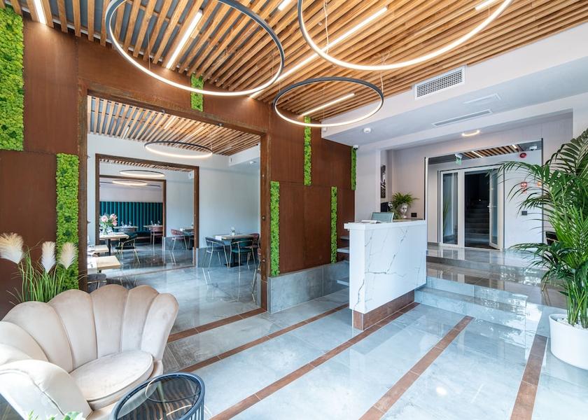  Cluj-Napoca Reception