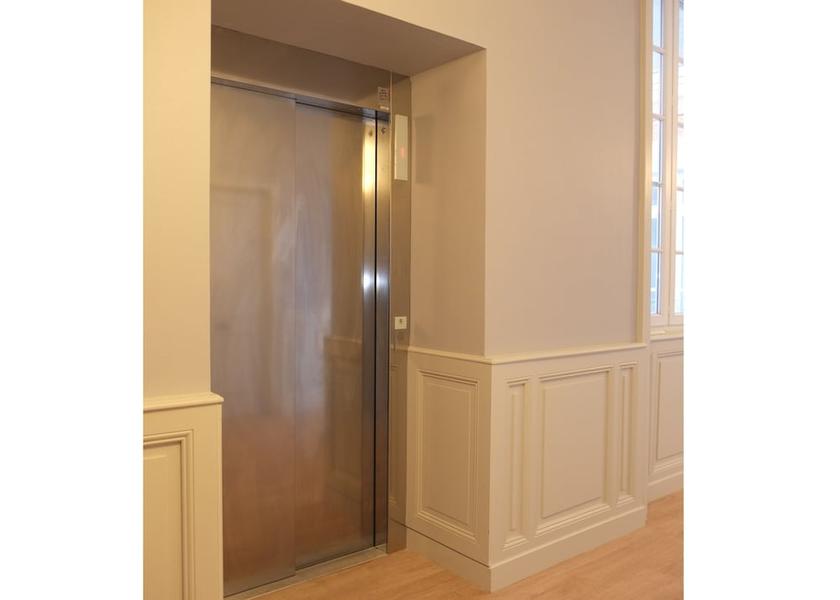 Nouvelle-Aquitaine Limoges Amenity