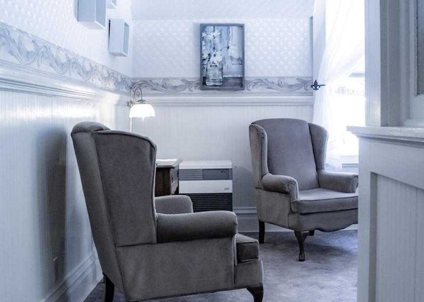 California McCloud Room