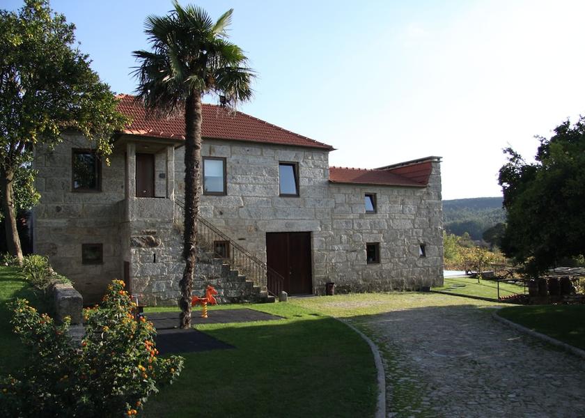 Porto Penafiel Facade