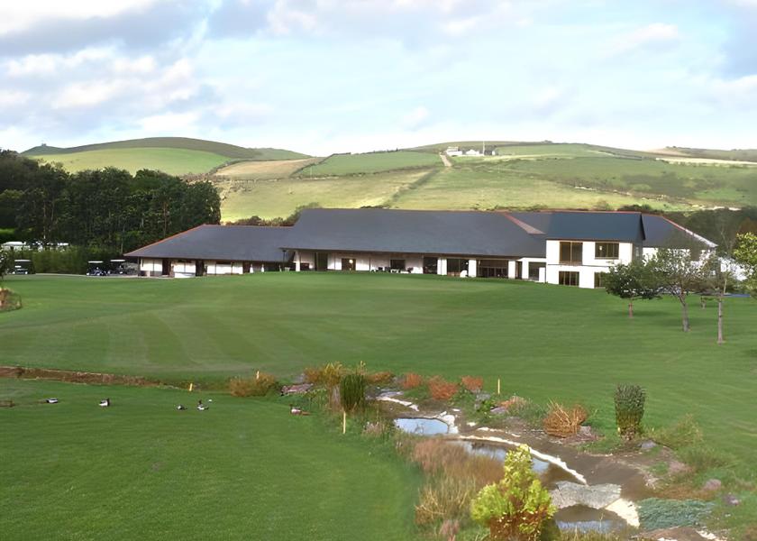 Wales Llanon Golf course [on-site]