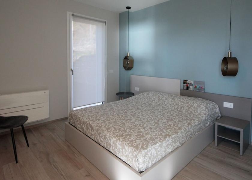 Lombardy Marone Room